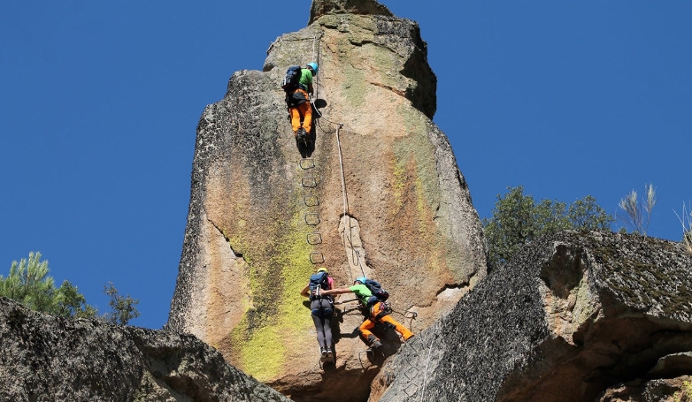 Trail, Climbing, and Wine Tasting in Valpaços