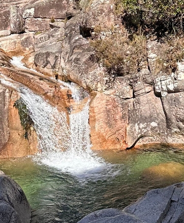 Caminhada por Lagoas e Cascatas no Gerês