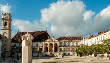 Tour a Fátima e Coimbra em Carro Privado